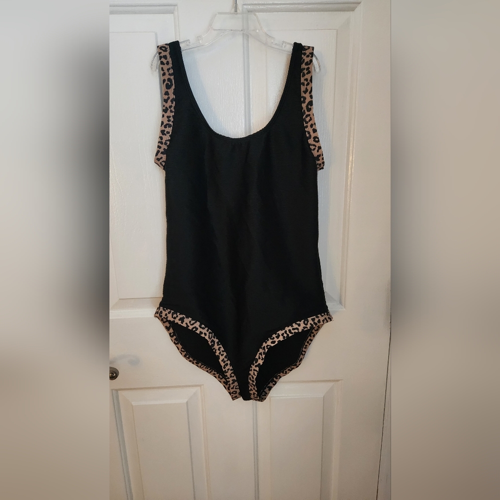 Womens Pink Lily Black One-Piece with Leopard-Print Trim - Picture 2 of 6